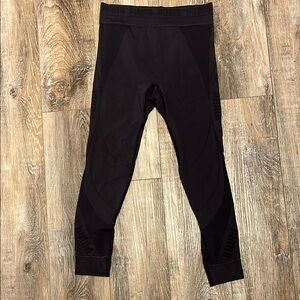 Puma workout capris